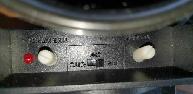 Urządzenie do odstraszania ptaków