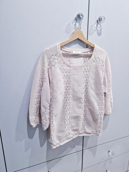 Ażurkowa bluzeczka Reserved