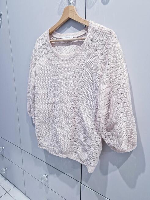 Ażurkowa bluzeczka Reserved