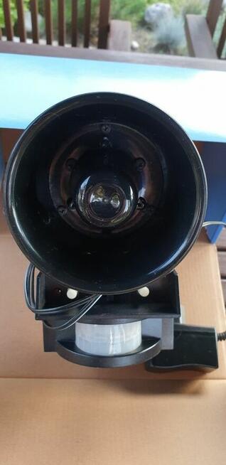 Urządzenie do odstraszania ptaków