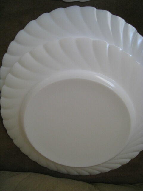 Talerze płytkie białe 27 cm. Arcoroc