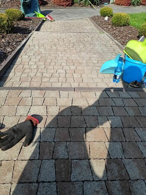 Czyszczenie kostki ręczne