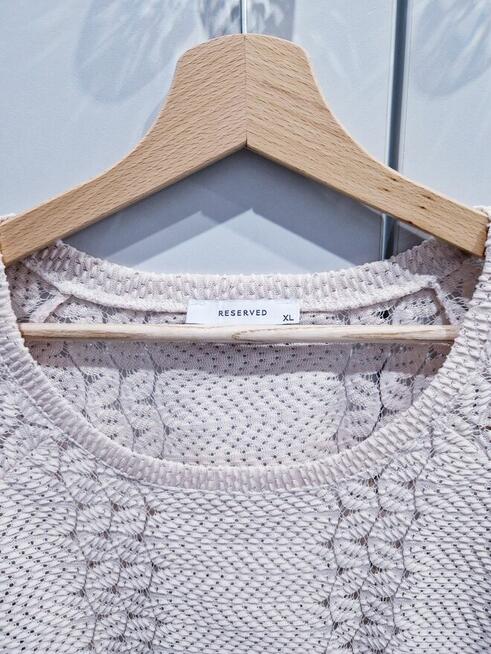 Ażurkowa bluzeczka Reserved