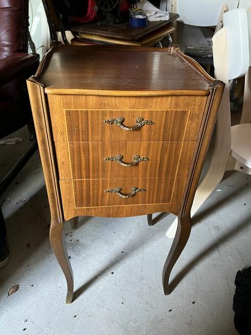 WIELKA WYPRZEDAZ ! Antyki: zegary, obrazy ,meble i nie tylko