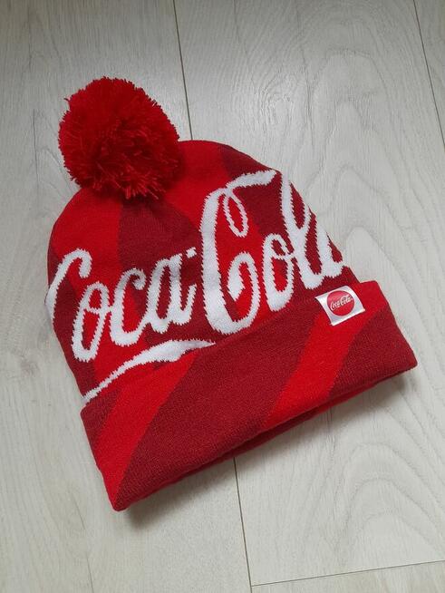 Czapka z pomponem Zimowa COCA-COLA