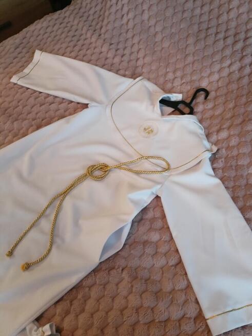 Sprzedam albę komunijną z pięknym wiankiemdla dziewczynki