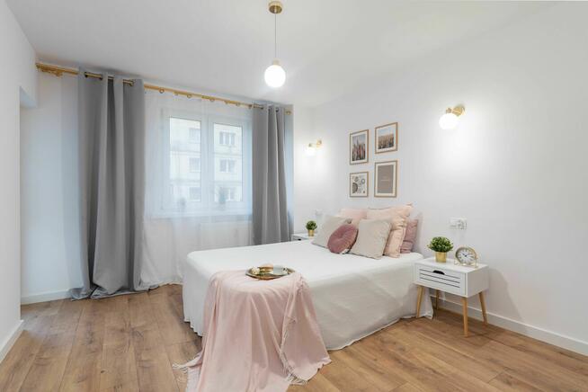 Zamienię własnościowe 4 pokoje po remoncie - METRO