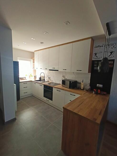 Meble na wymiar, kuchenne, kuchnie, garderoby, łazienkowe