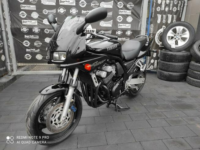 Yamaha FZS 600 Yamaha FZS 600 Fazer