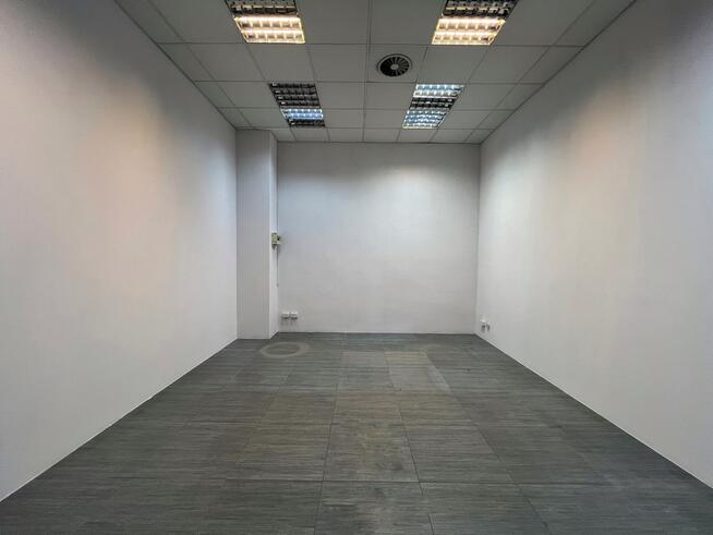 Lokal handlowo-usługowy 16 m2 w centrum