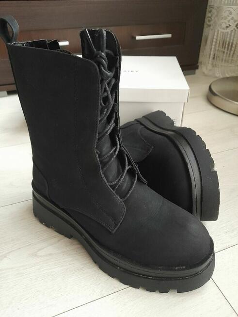 Damskie buty traperki czarne 38
