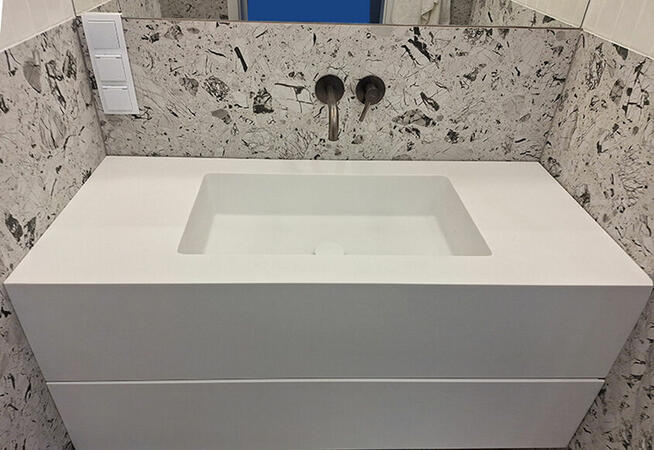 Szafka kompozytowa (115x50x50cm) ze zintegrowaną umywalką