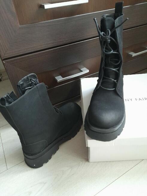 Damskie buty traperki czarne 38