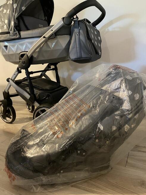 Sprzedam wózek Junama Exclusive Prams Glow 04 / Zestaw 2w1