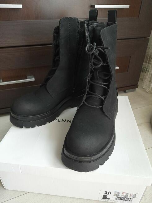 Damskie buty traperki czarne 38