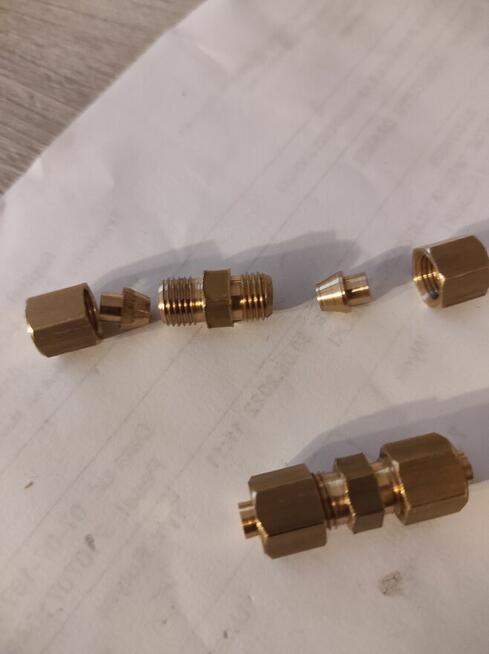 Łącznik złączka przewodów ham. bez zakuwania