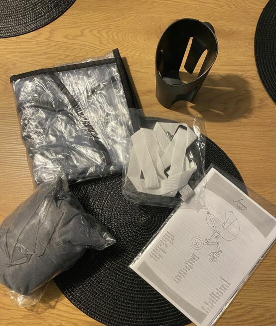 Sprzedam wózek Junama Exclusive Prams Glow 04 / Zestaw 2w1