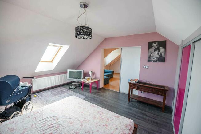 6p 230m ok. Poziomkowej GARAŻ/OGRÓD/2008 (Chrząstawa Mała)