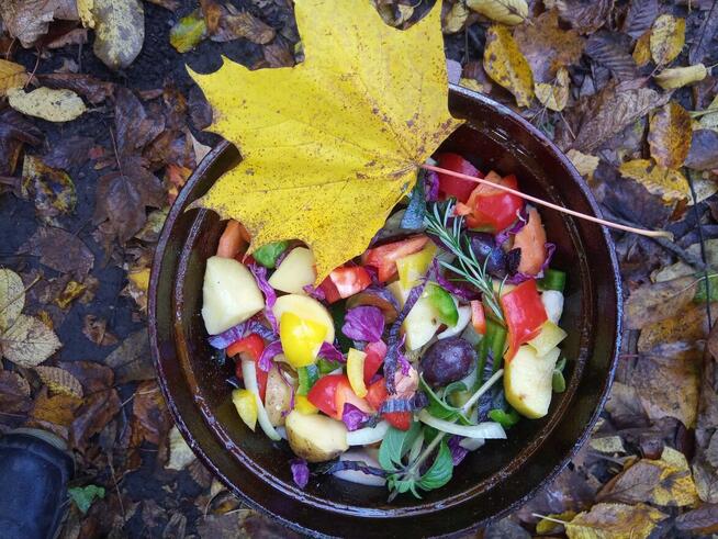 KOCIOŁEK ŻELIWNY MYŚLIWSKI 9L