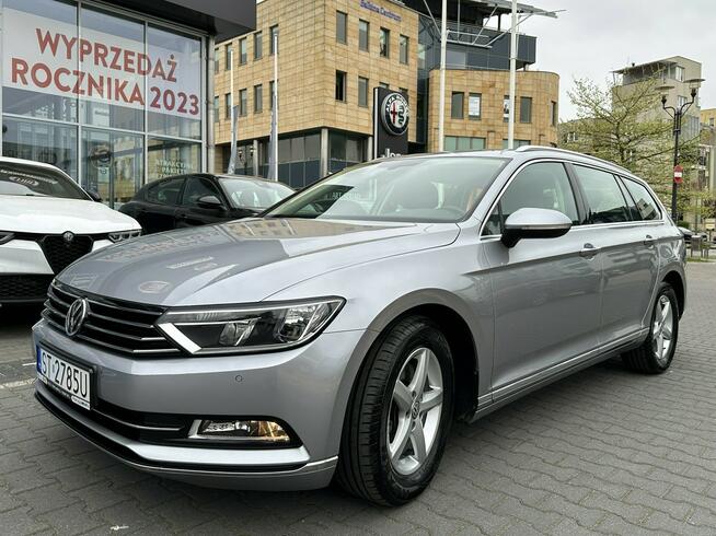 Volkswagen Passat, samochód krajowy, 2 komplety kół, faktura vat 23%