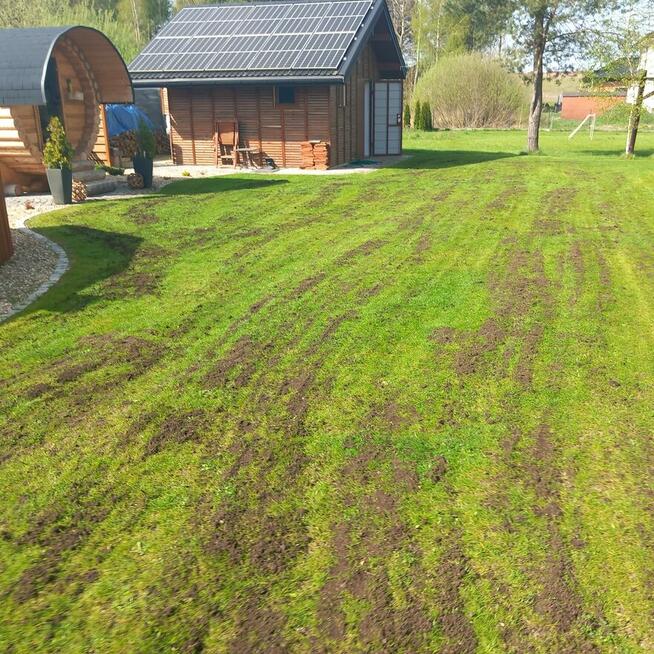 Aeracjia rurkowa otworowa, Piaskowanie topdresing trawnika