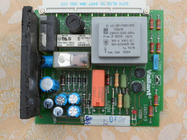 sprzedam do pieca gaz. Vaillant płyty elektroniczne