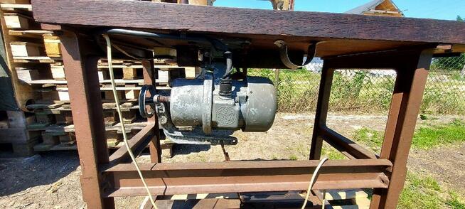 Maszyna do szycia tapicerska antyk