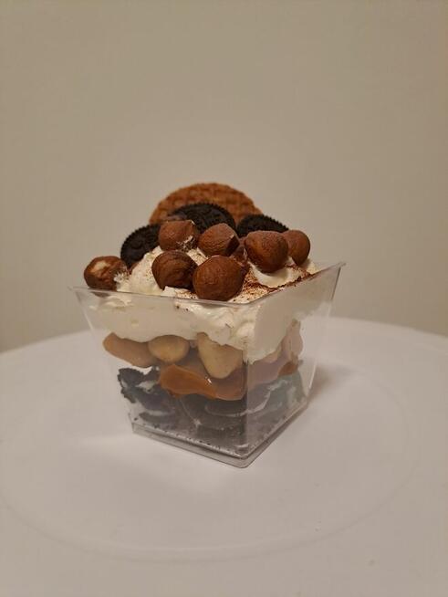 Catering, domowe ciasta , kucharze, kelnerzy.