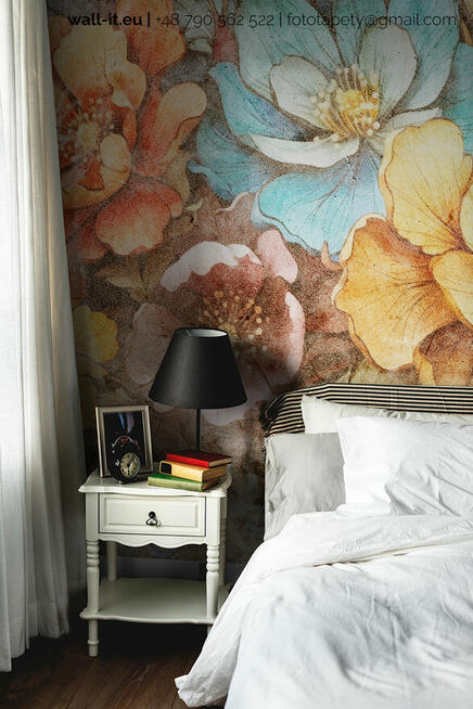 Fototapeta Kwiaty na Betonowej Ścianie w Kolorystyce Ciepłej