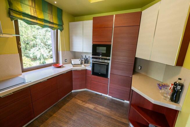 6p 230m ok. Poziomkowej GARAŻ/OGRÓD/2008 (Chrząstawa Mała)