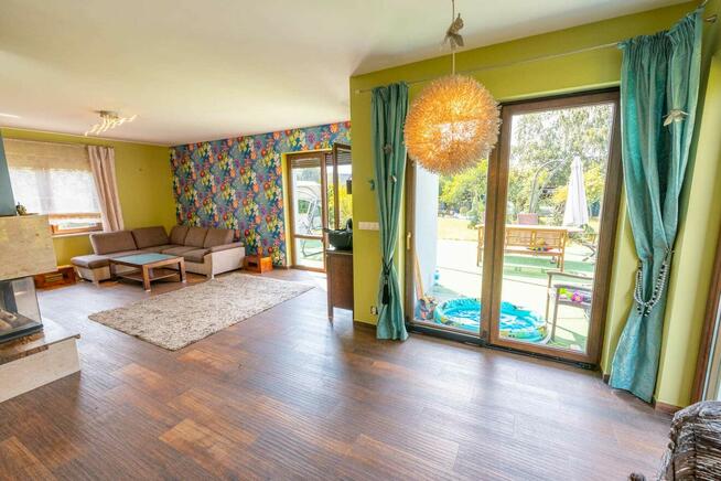 6p 230m ok. Poziomkowej GARAŻ/OGRÓD/2008 (Chrząstawa Mała)