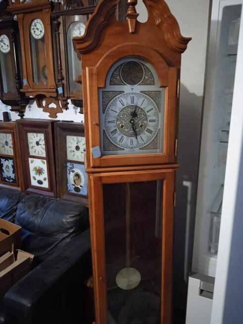 Meble antyki, krzesła, stoliki ,stoly i art. gosp. domowego