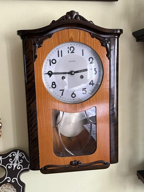 Wielka wyprzedaz; antyki zegary obrazy, meble i wiele wiecej