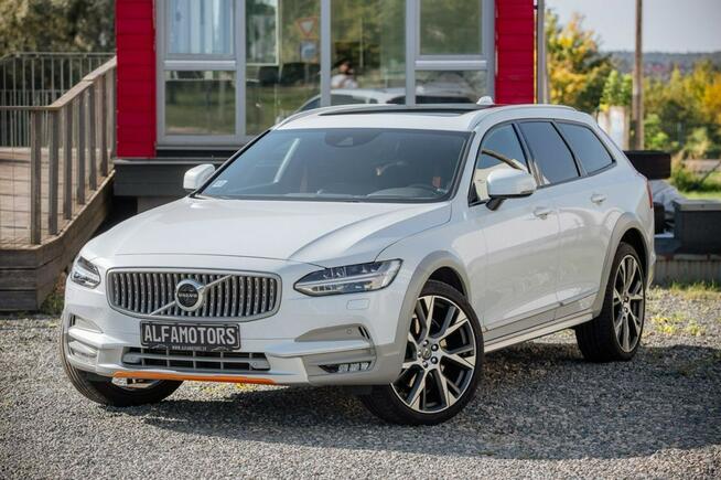 Volvo  V90 Cross Country