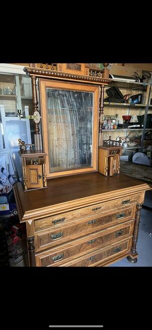 Meble antyki, krzesła, stoliki ,stoly i art. gosp. domowego