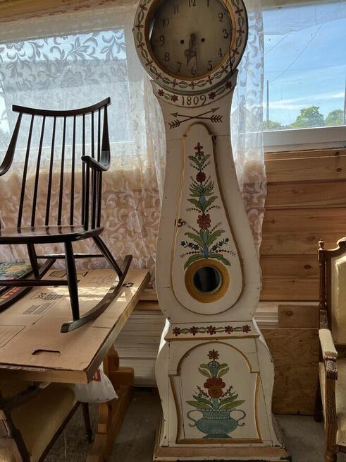 Wielka wyprzedaz; antyki zegary obrazy, meble i wiele wiecej