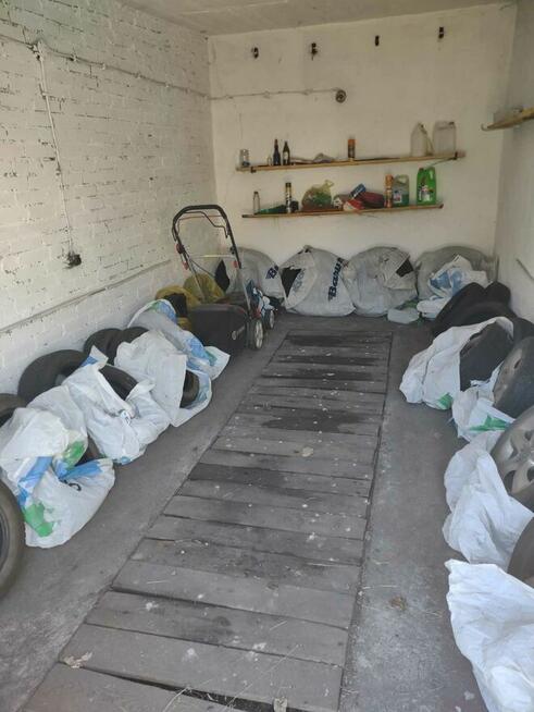 Sprzedam garaż murowany z kanałem własnościowy