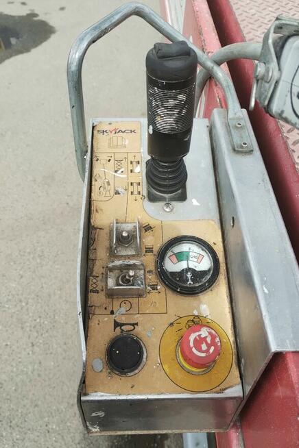 SkyJack SJIII 4632 - 12m - elektryczny podnośnik nożycowy