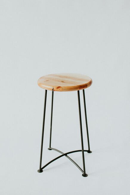 Stołki niskie okrągłe “OAZA”