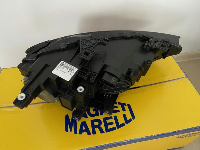 Nowe Reflektory Audi A4 B8 2011-2015