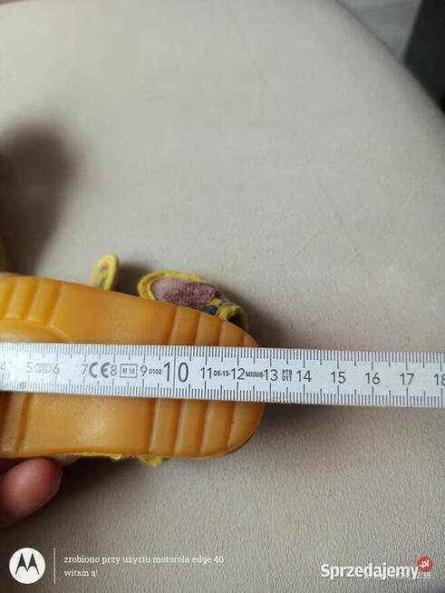 Sandałki dla malucha rozm. 19