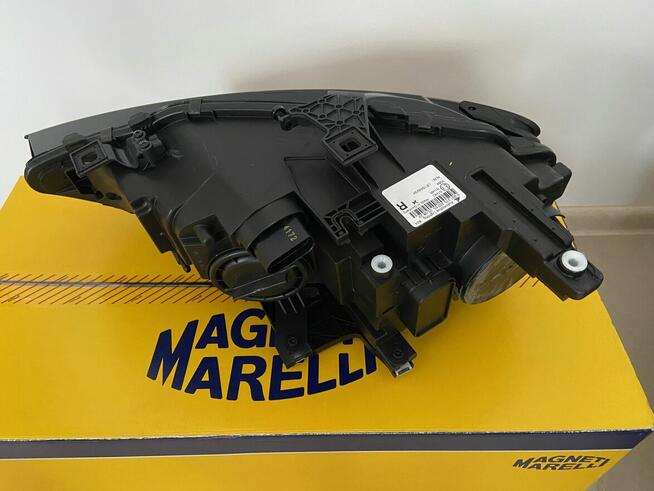 Nowe Reflektory Audi A4 B8 2011-2015