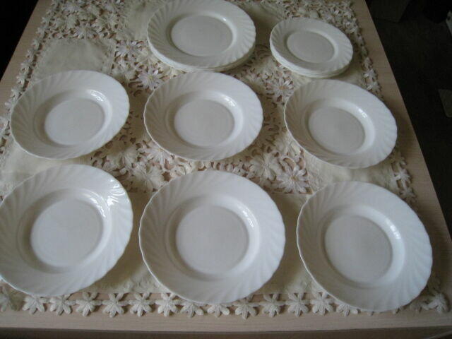 Komplet obiadowy Arcoroc na sztuki