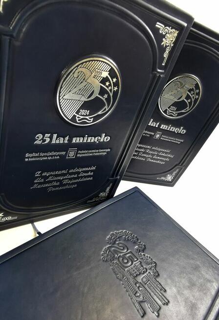 Prezenty na Komunię, Ślub, Chrzest. Biblie, albumy, księgi.