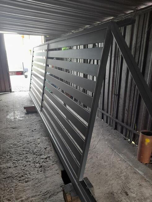 Brama przesuwna Palisada