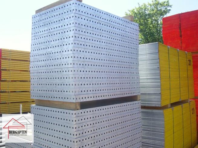 Szalunki ścienne lekkie, ręczne Tekko 36m2. Żywiec Zwardoń