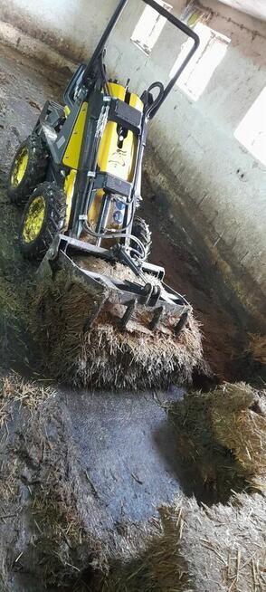 Miniładowarka Tur Poland dla rolnika Bobcat Avant Skid Steer