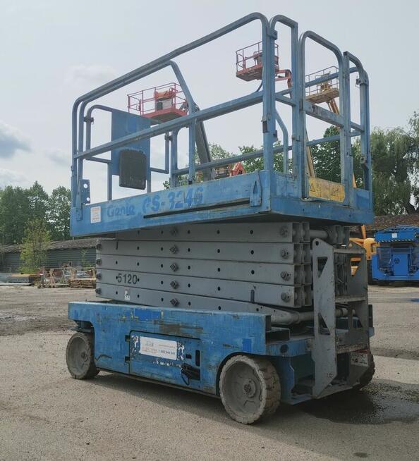 Genie GS-3246 - 12 m - podnośnik nożycowy