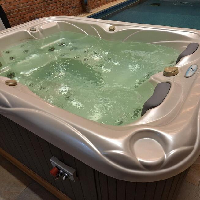 MONTAŻ I NAPRAWA WANIEN Z HYDROMASAŻEM