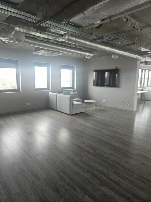 Budynek biurowo-handlowy do wynajęcia Warszawa, Poleczki 31A